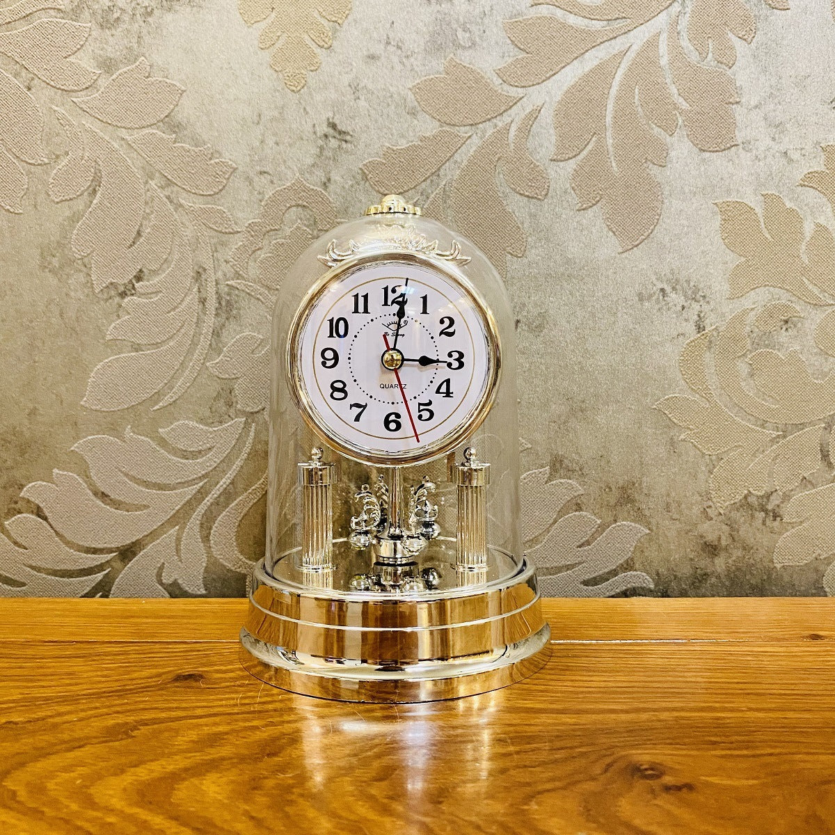 Retro Living Room Clock Mute Desk Clock Clock - Heritage cosmetics and beauty care