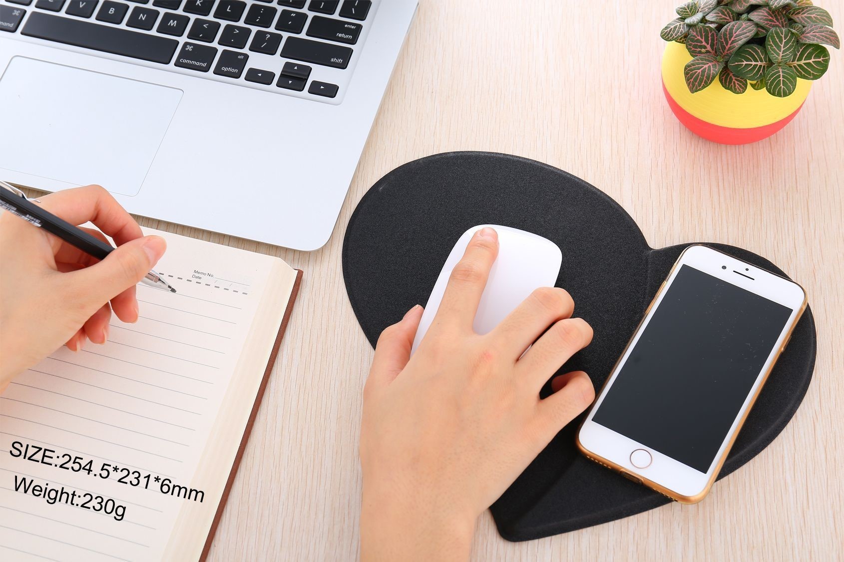 Fast wireless charging heart-shaped leather mouse pad - Heritage cosmetics and beauty care