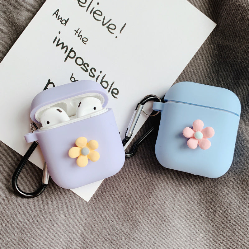 Small daisies earphone set Heritage cosmetics and beauty care