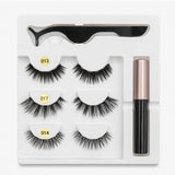 A Pair Of False Eyelashes With Magnets In Fashion - Heritage cosmetics and beauty care