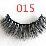 A Pair Of False Eyelashes With Magnets In Fashion - Heritage cosmetics and beauty care