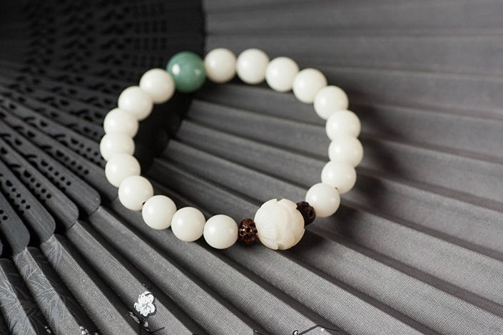 Natural white jade Bodhi bracelets beads bracelets women's simple Bodhi bracelets transfer beads - Heritage cosmetics and beauty care