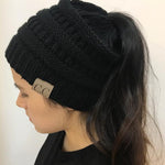 Women's knitted horsetail hats - Heritage cosmetics and beauty care