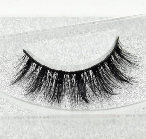 Faux Aurelia Eye Lashes - Heritage cosmetics and beauty care