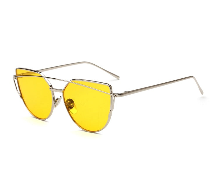 Female Vintage Gold Sunglasses - Heritage cosmetics and beauty care