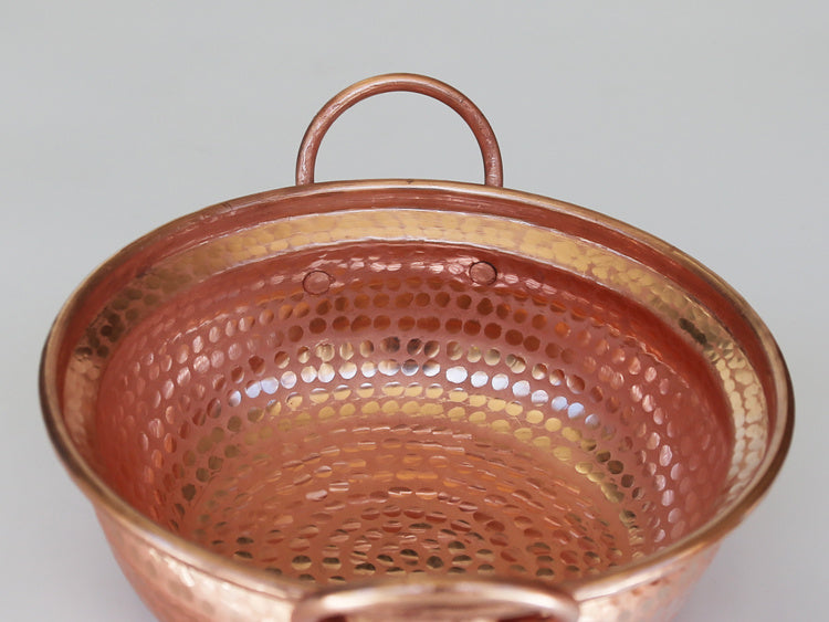 Copper pot - Heritage cosmetics and beauty care