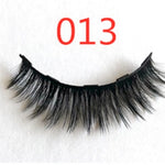 A Pair Of False Eyelashes With Magnets In Fashion - Heritage cosmetics and beauty care