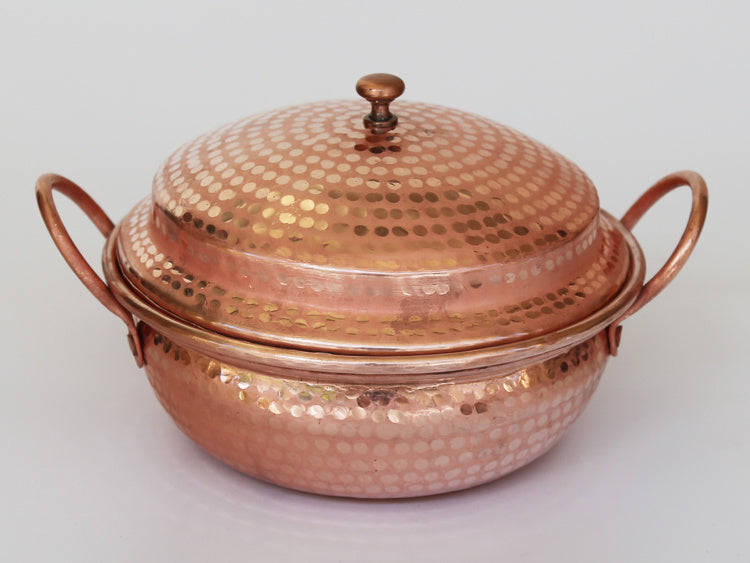 Copper pot - Heritage cosmetics and beauty care