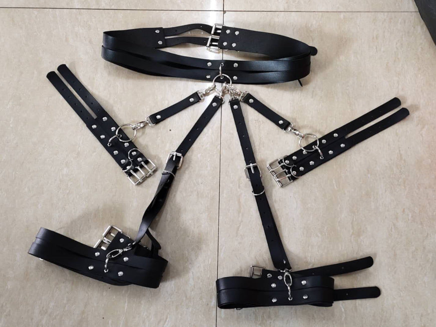 Set of leather bracelet belts - Heritage cosmetics and beauty care