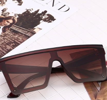 Large-frame square Sunglasses - Heritage cosmetics and beauty care