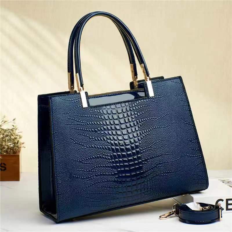 Women's Fashion Crocodile Pattern Shoulder Crossbody Handbag Heritage cosmetics and beauty care