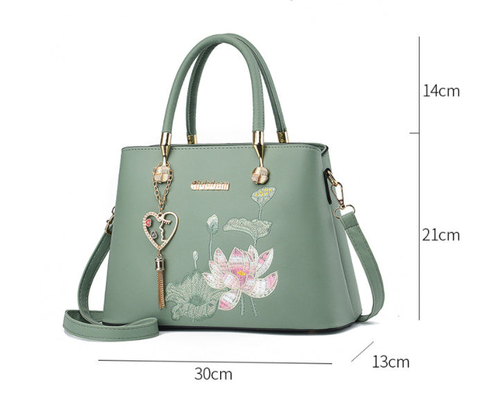 Women's Fashionable All-match Large Capacity Portable Shoulder Messenger Bag Heritage cosmetics and beauty care