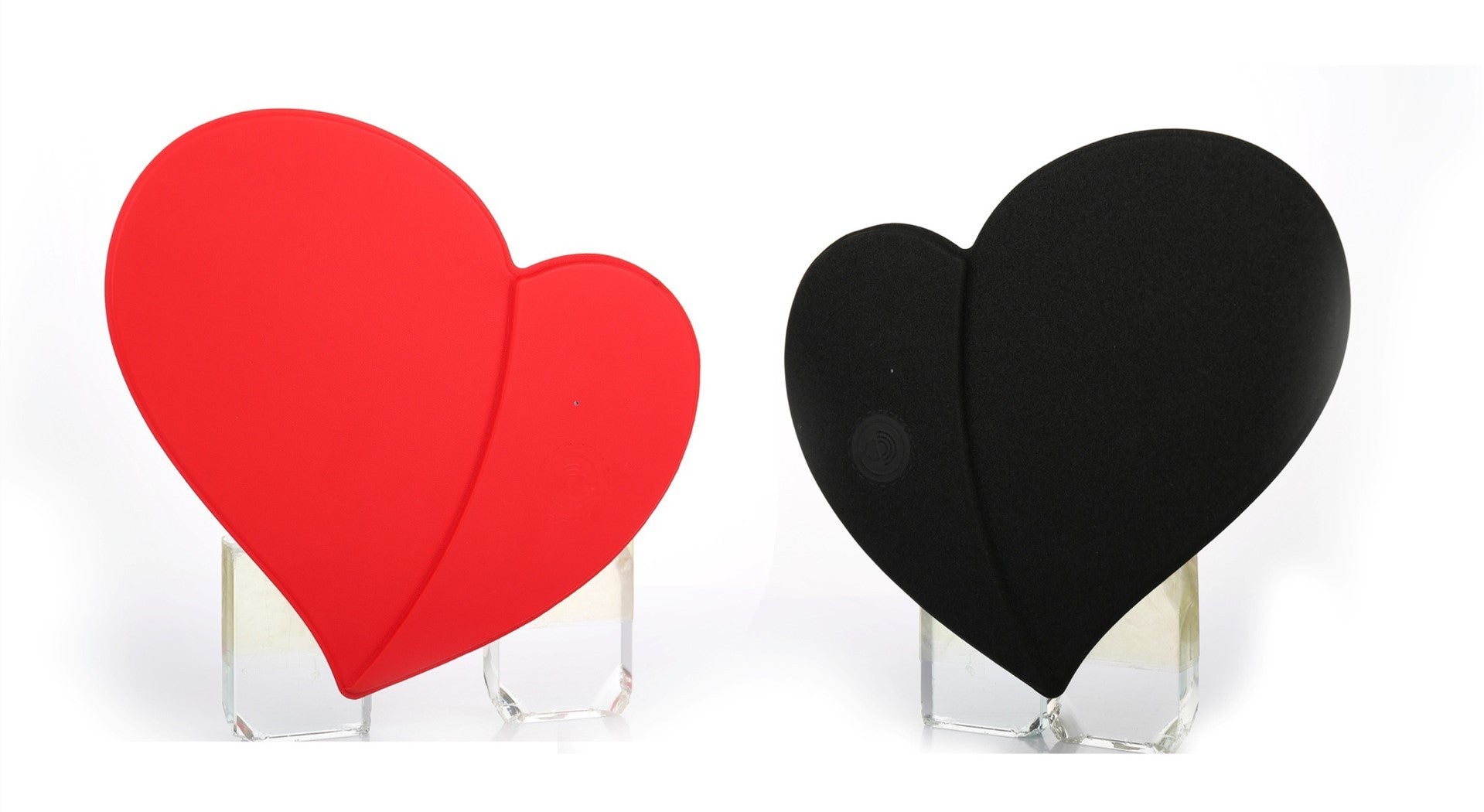 Fast wireless charging heart-shaped leather mouse pad - Heritage cosmetics and beauty care