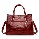 Women's Fashion Large Capacity Crocodile Buckle Baby Diaper Bag Heritage cosmetics and beauty care