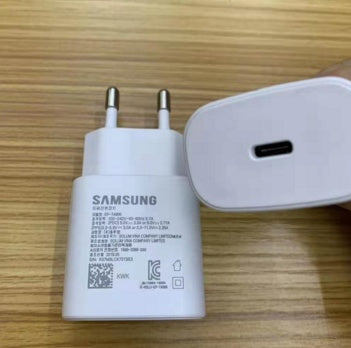 Samsung note10 charger Korean version authentic Heritage cosmetics and beauty care