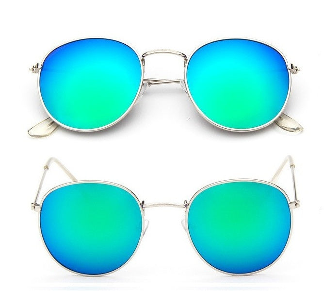 Women Retro Sunglasses - Heritage cosmetics and beauty care