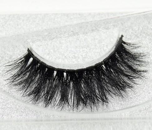 Faux Aurelia Eye Lashes - Heritage cosmetics and beauty care