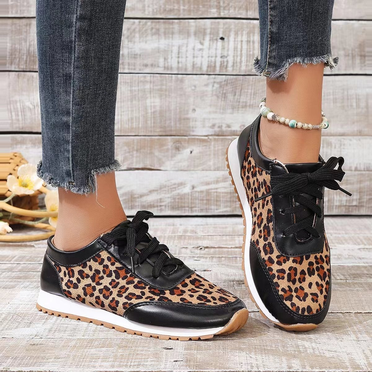 Flat Bottomed Leopard Print Lace Up Casual Sports Shoes Heritage cosmetics and beauty care