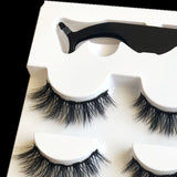 A Pair Of False Eyelashes With Magnets In Fashion - Heritage cosmetics and beauty care