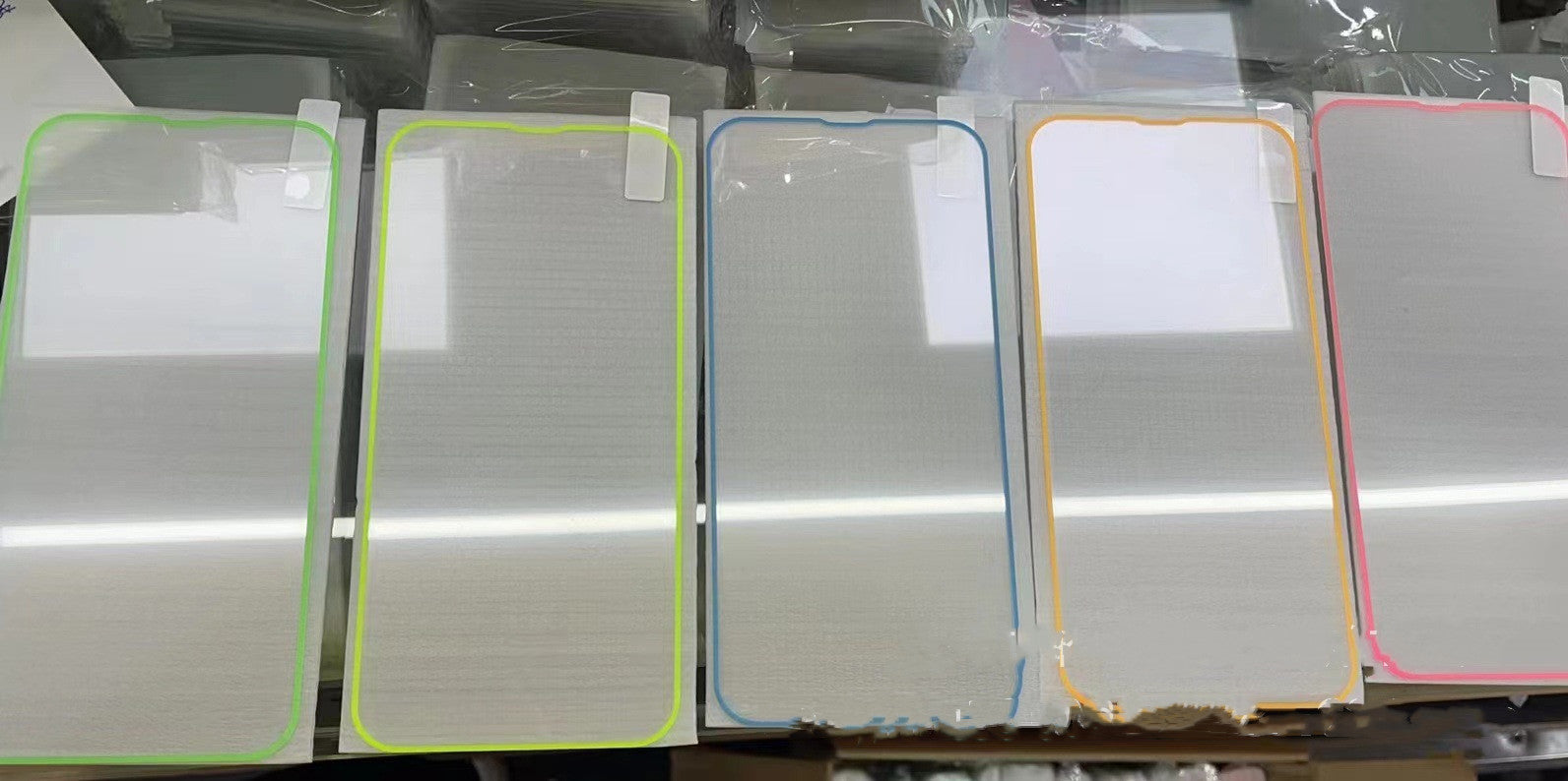 Fluorescent Tempered Glass Film Full Screen Heritage cosmetics and beauty care